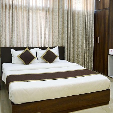 Oyo 6697 Hotel Green Lemon ชัยปุระ ภายนอก รูปภาพ