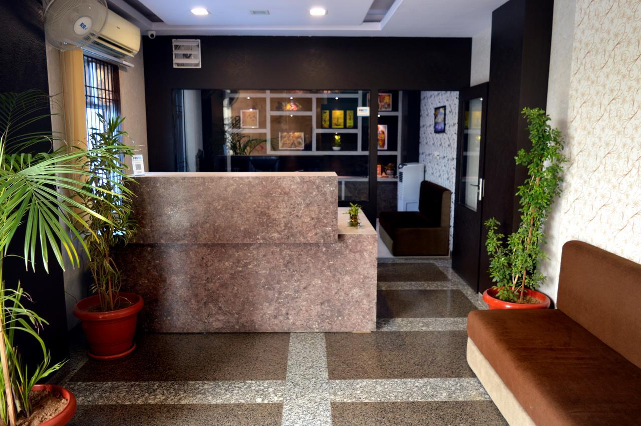 Oyo 6697 Hotel Green Lemon ชัยปุระ ภายนอก รูปภาพ