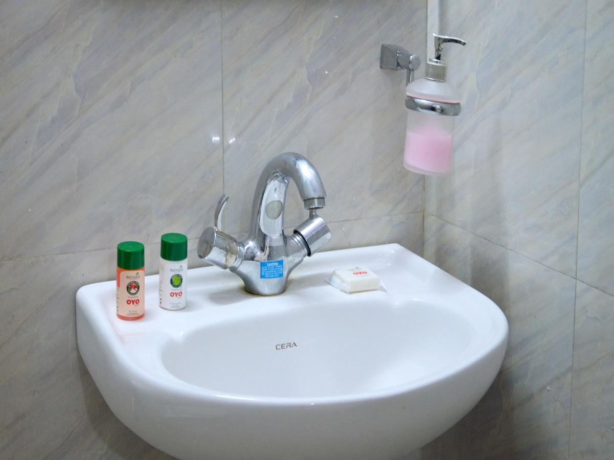 Oyo 6697 Hotel Green Lemon ชัยปุระ ภายนอก รูปภาพ