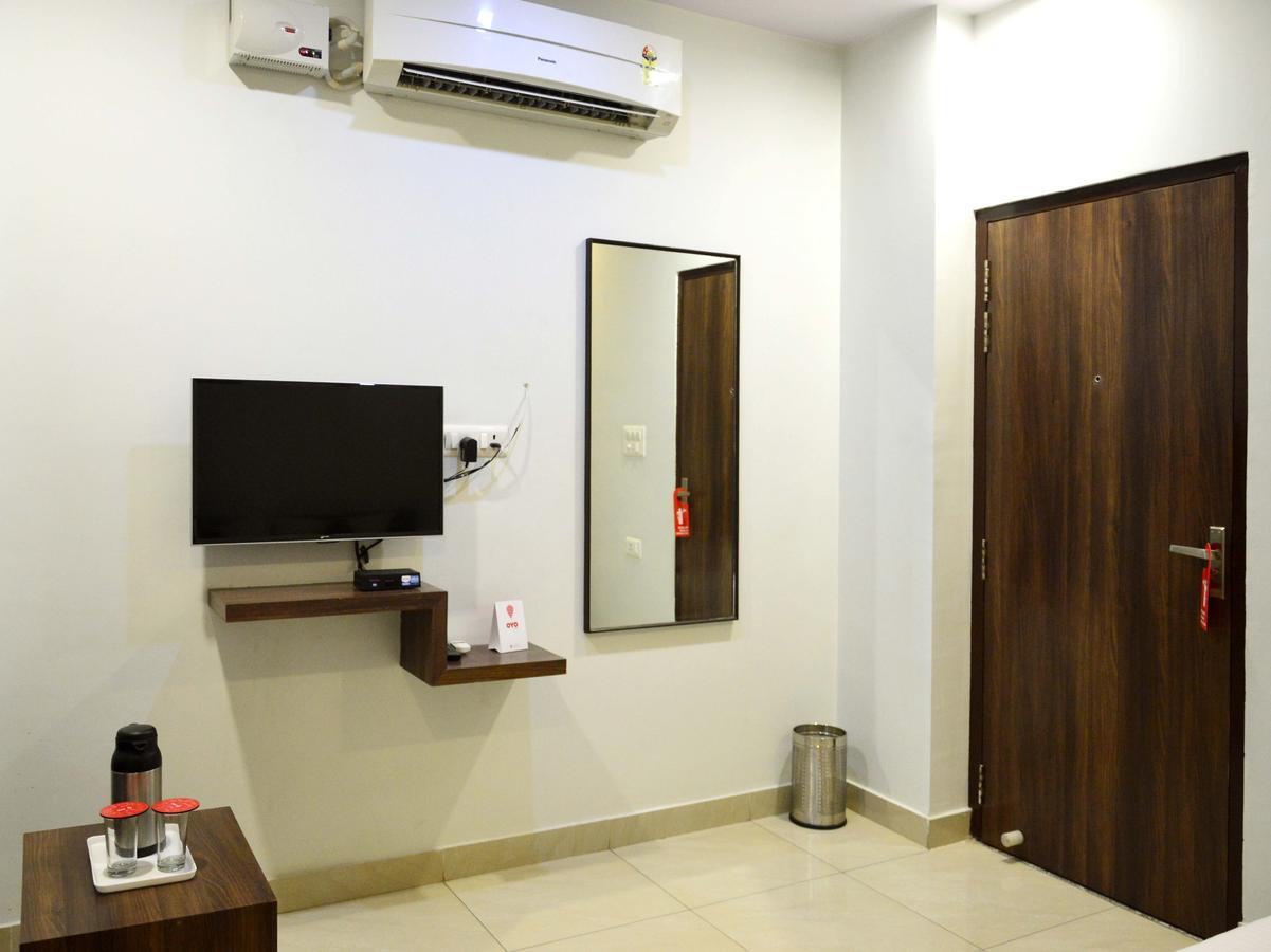Oyo 6697 Hotel Green Lemon ชัยปุระ ภายนอก รูปภาพ