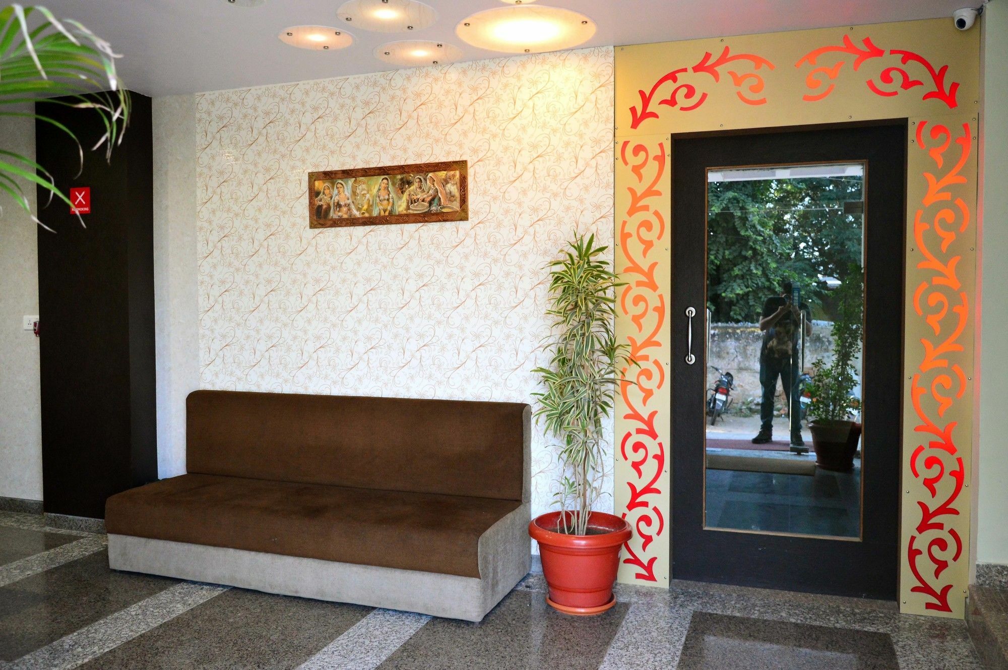Oyo 6697 Hotel Green Lemon ชัยปุระ ภายนอก รูปภาพ