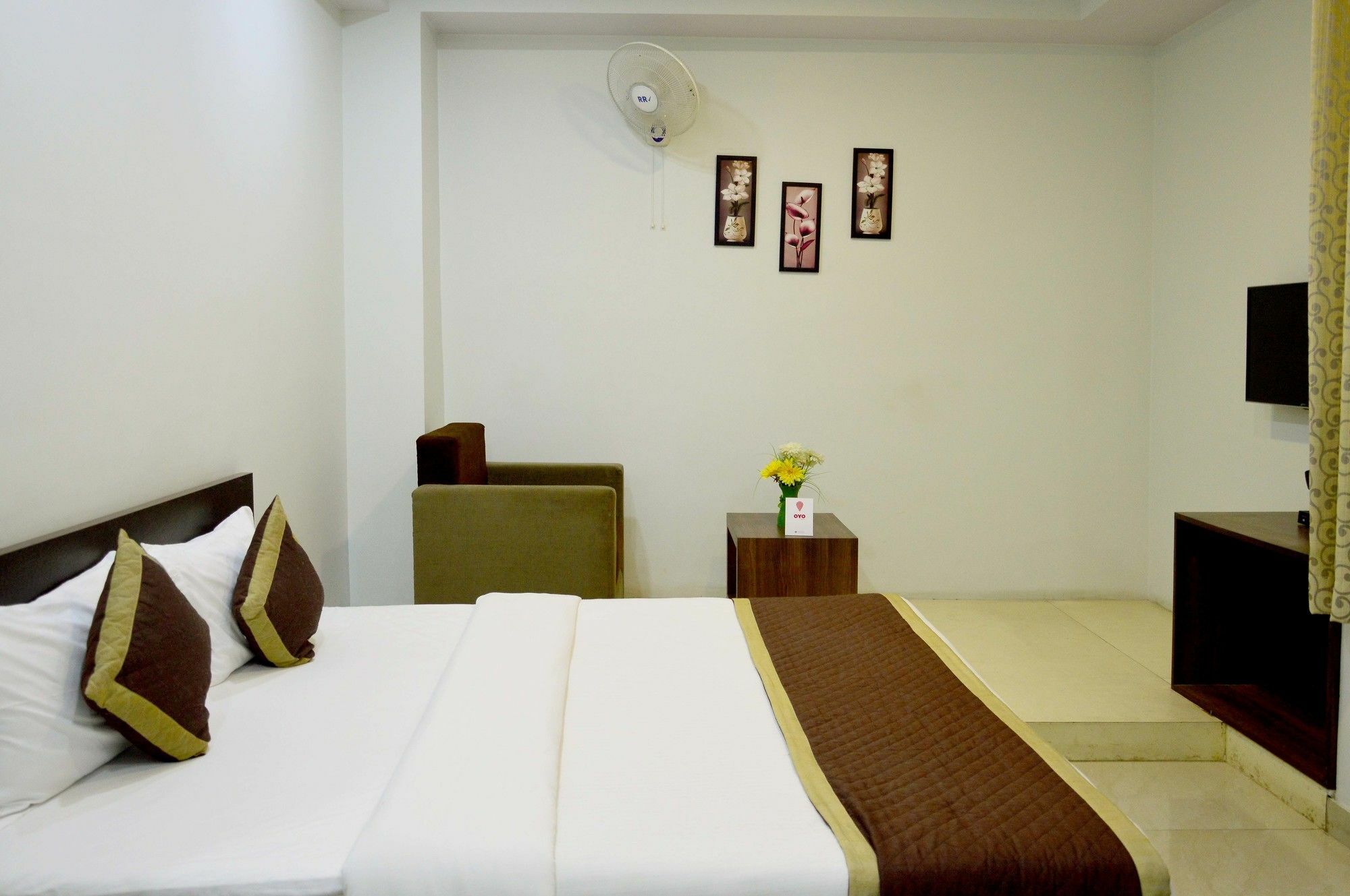 Oyo 6697 Hotel Green Lemon ชัยปุระ ภายนอก รูปภาพ